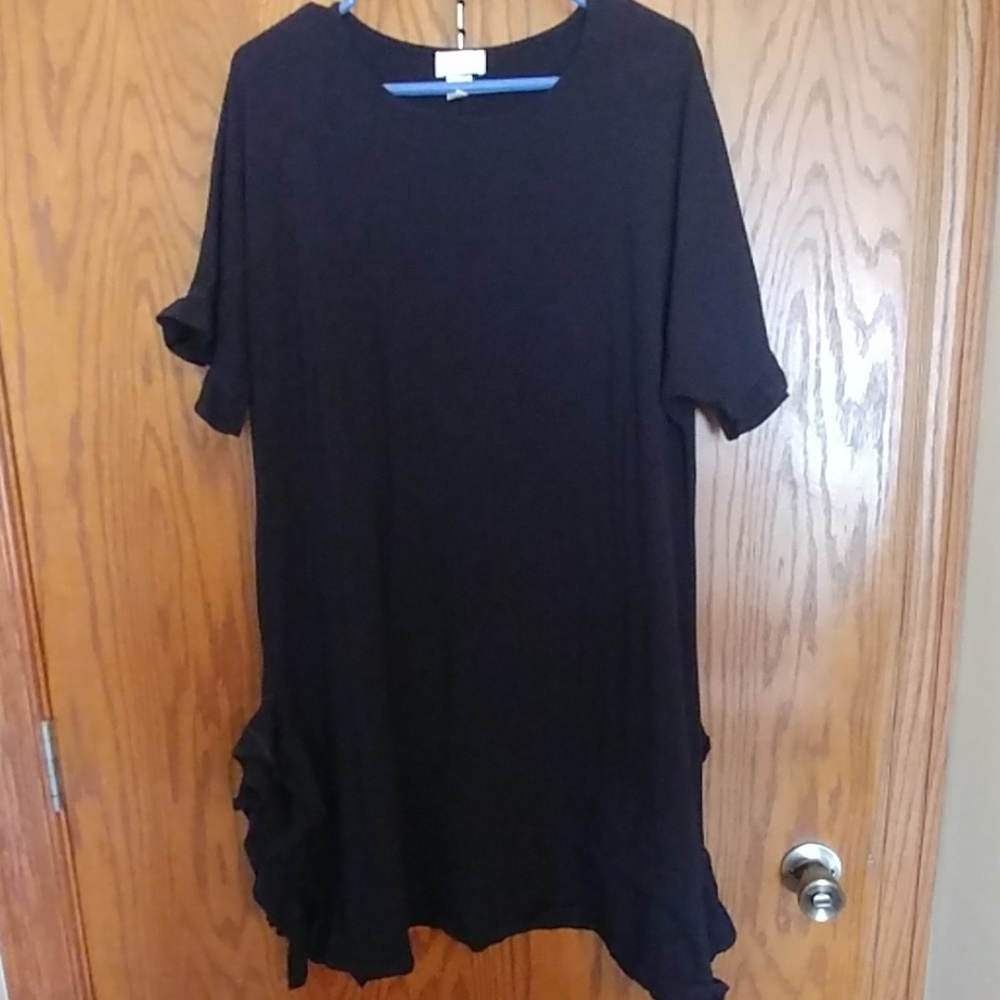3x Bellino black tunic